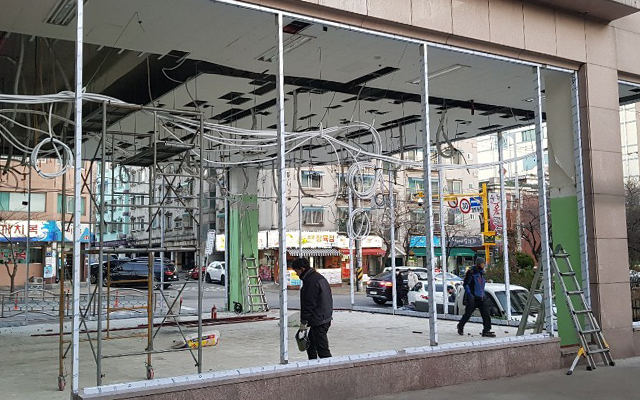 20241029114404_rqXIZsFb.jpg_carousel_잠실샷시_잠실샷시,현대창호글라스,샷시,창호,금속공사,신축공사,잠실샷시시공,잠실창호,잠실창호공사,송파구샷시,송파구샷시시공,퇴촌샷시,퇴촌면샷시,경기광주샷시